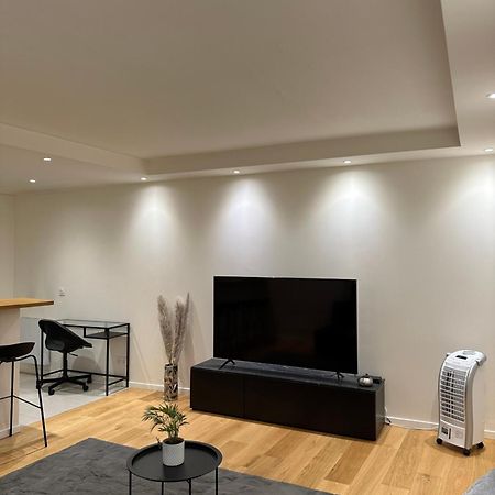 Super Appartement Refait A Neuf Beaucoup De Charme Boulogne-Billancourt Exterior photo