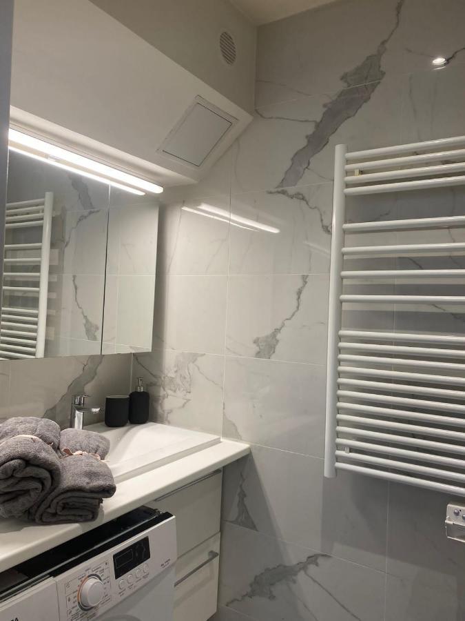 Super Appartement Refait A Neuf Beaucoup De Charme Boulogne-Billancourt Exterior photo